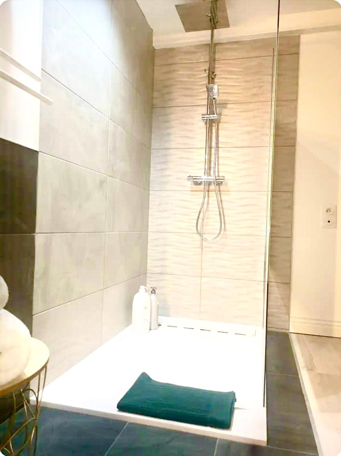 Appart-One Terrasse Jacuzzi Parking Carcassonne Ngoại thất bức ảnh